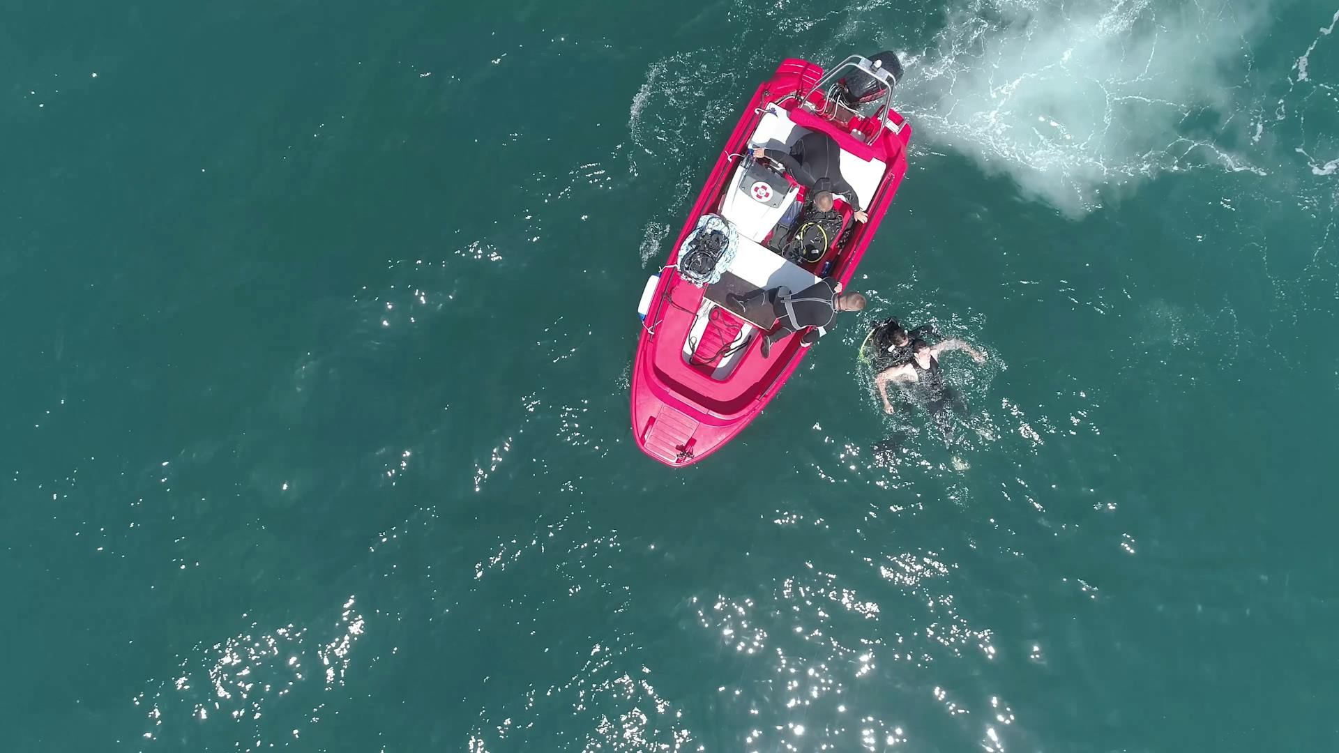 Rescuers in HYDRA 450 RESCUE