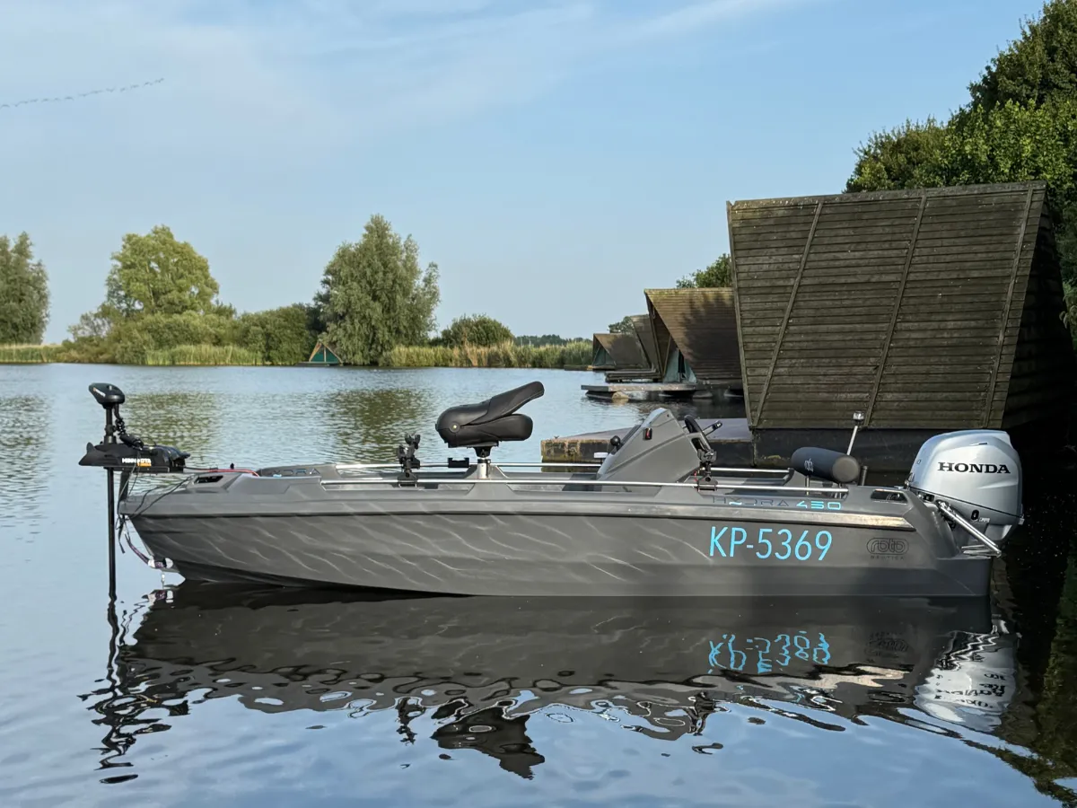 Roto Nautica Hydra 450 family fishing boat on a calm water