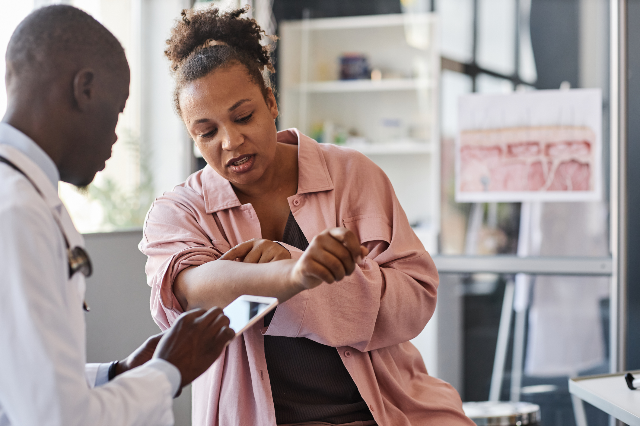 allergist doctor working with a patient