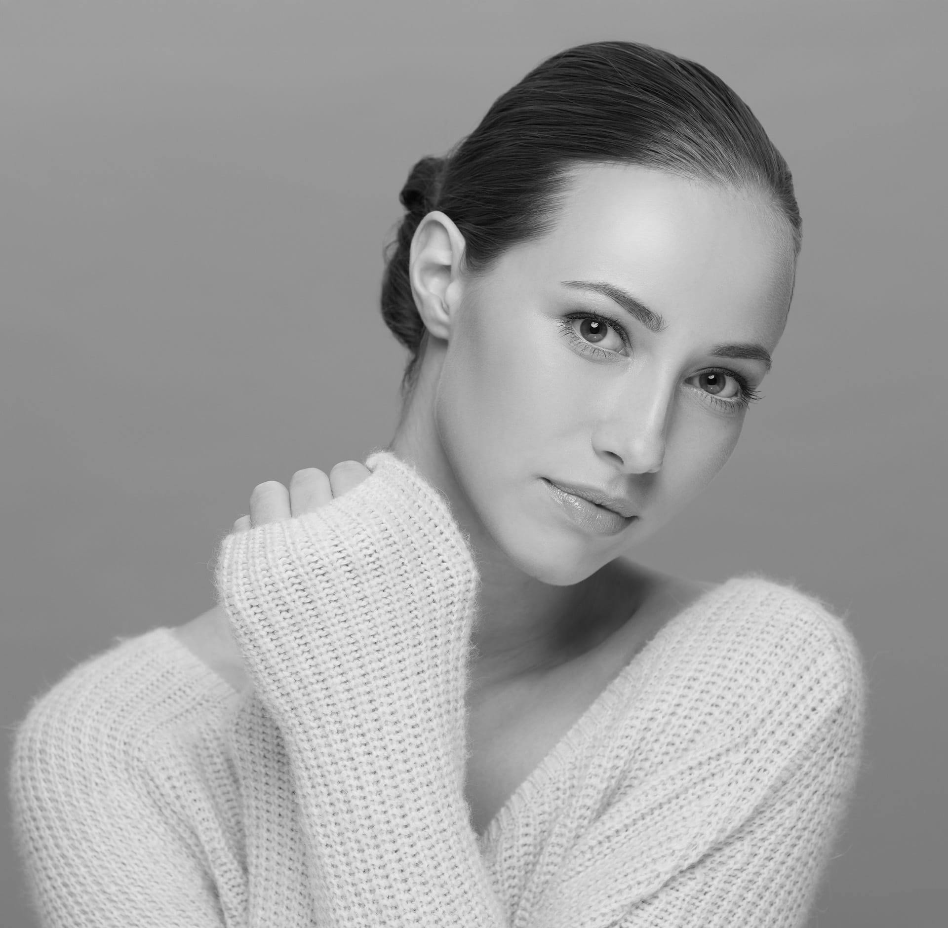 Woman in long-sleeved sweater