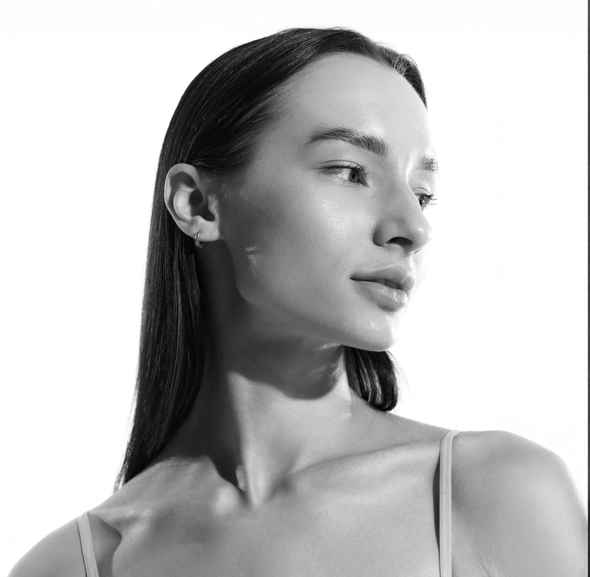 woman glancing over her shoulder