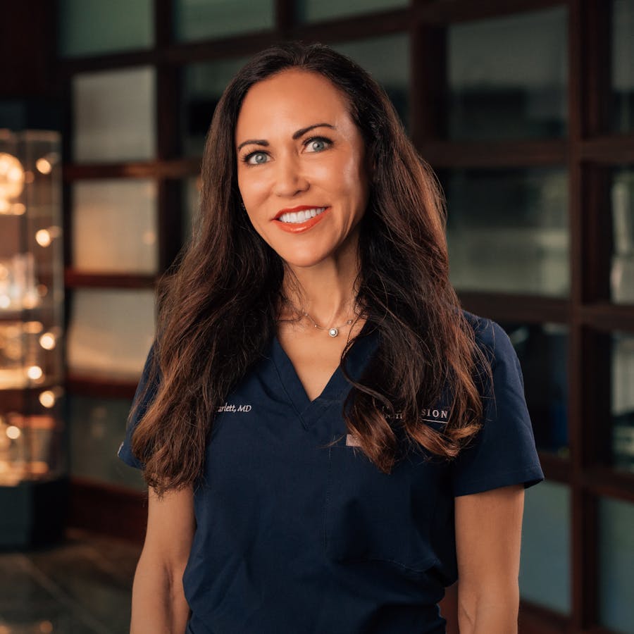 Dr. Leslie Scarlett, MD