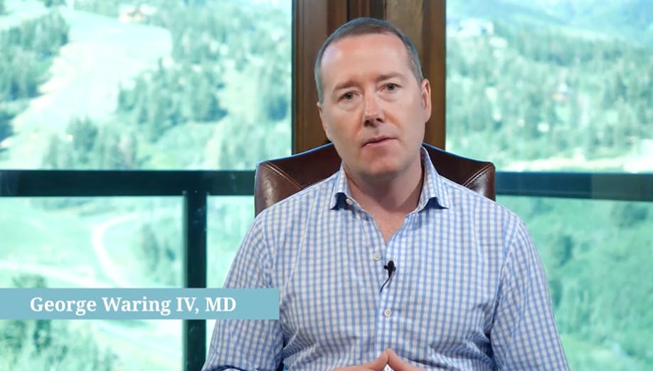 Dr. Waring discussing refractive cataract surgery