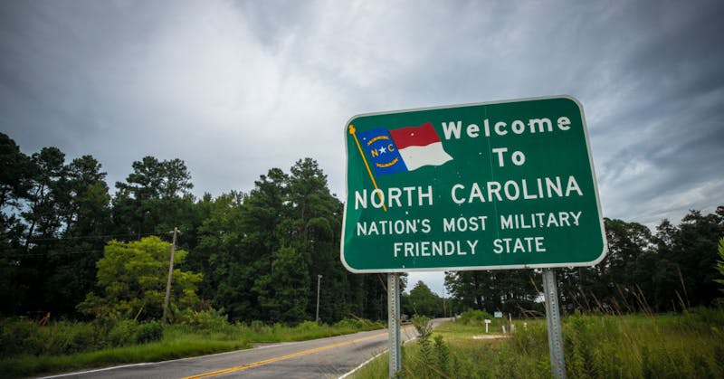The Welcome to North Carolina sign