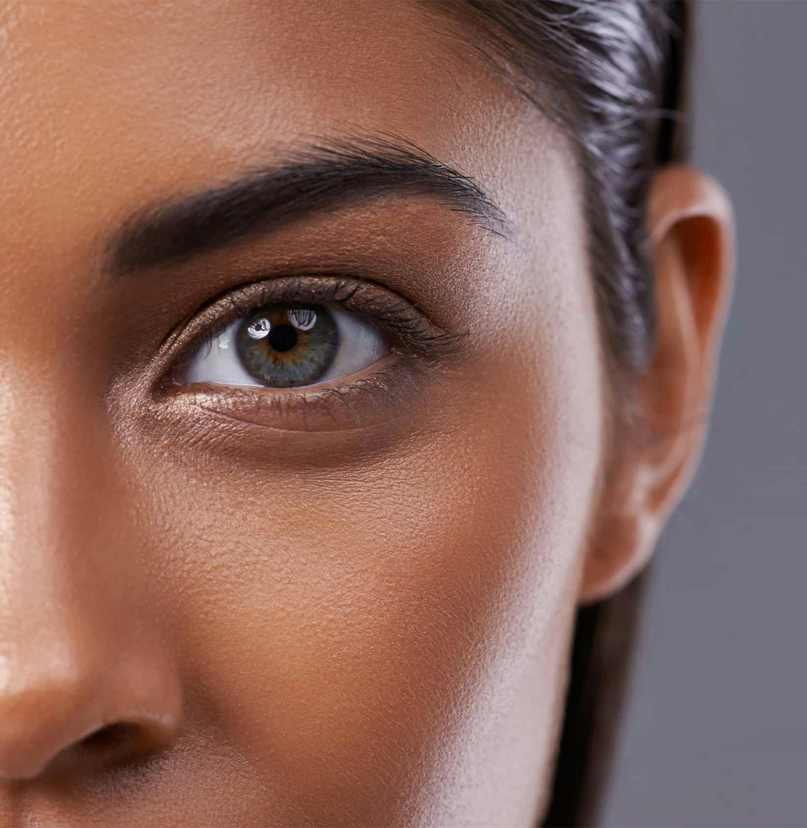 close up of womans eye