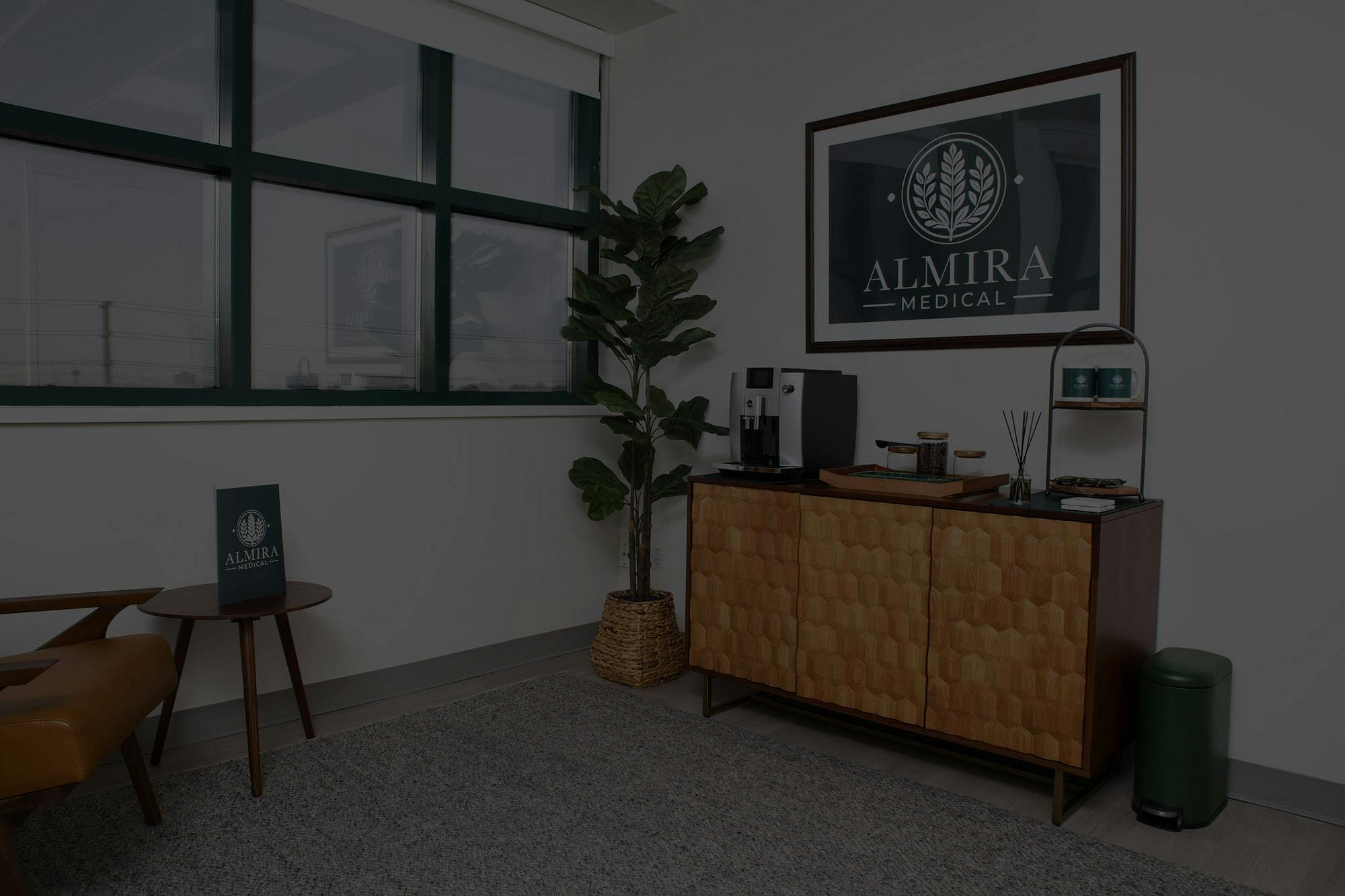 Almira Medical Private Lounge