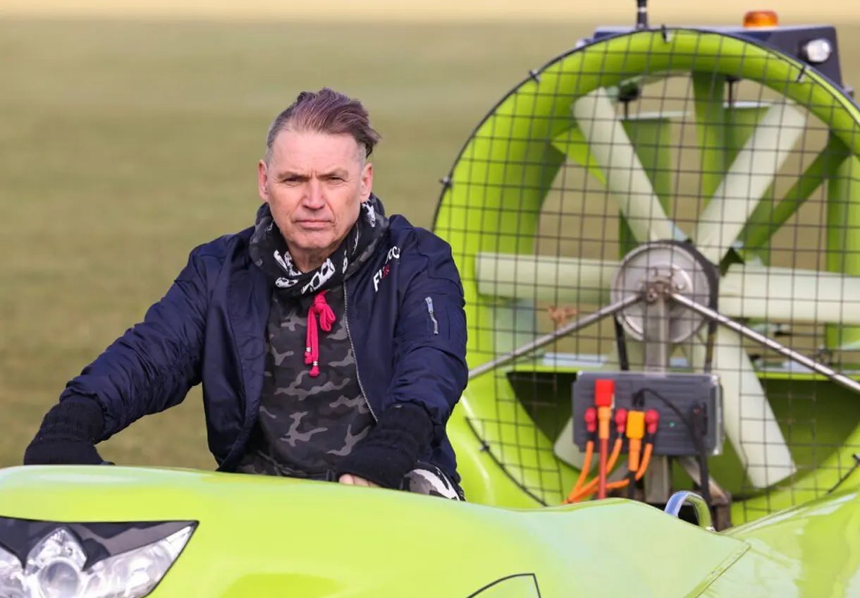 Dale Vince electric hovercraft