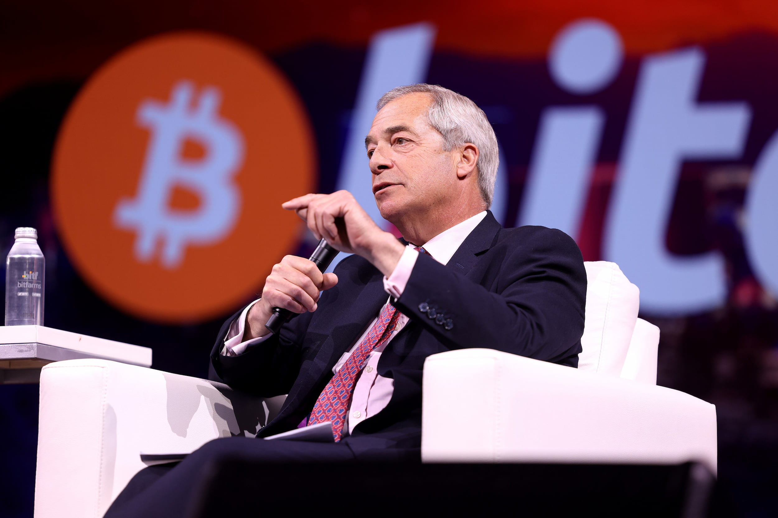 Farage at a Bitcoin conference