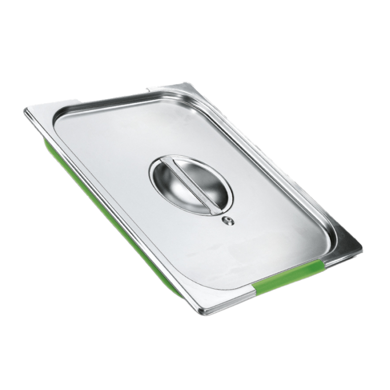 Spillproof lids notched for handles