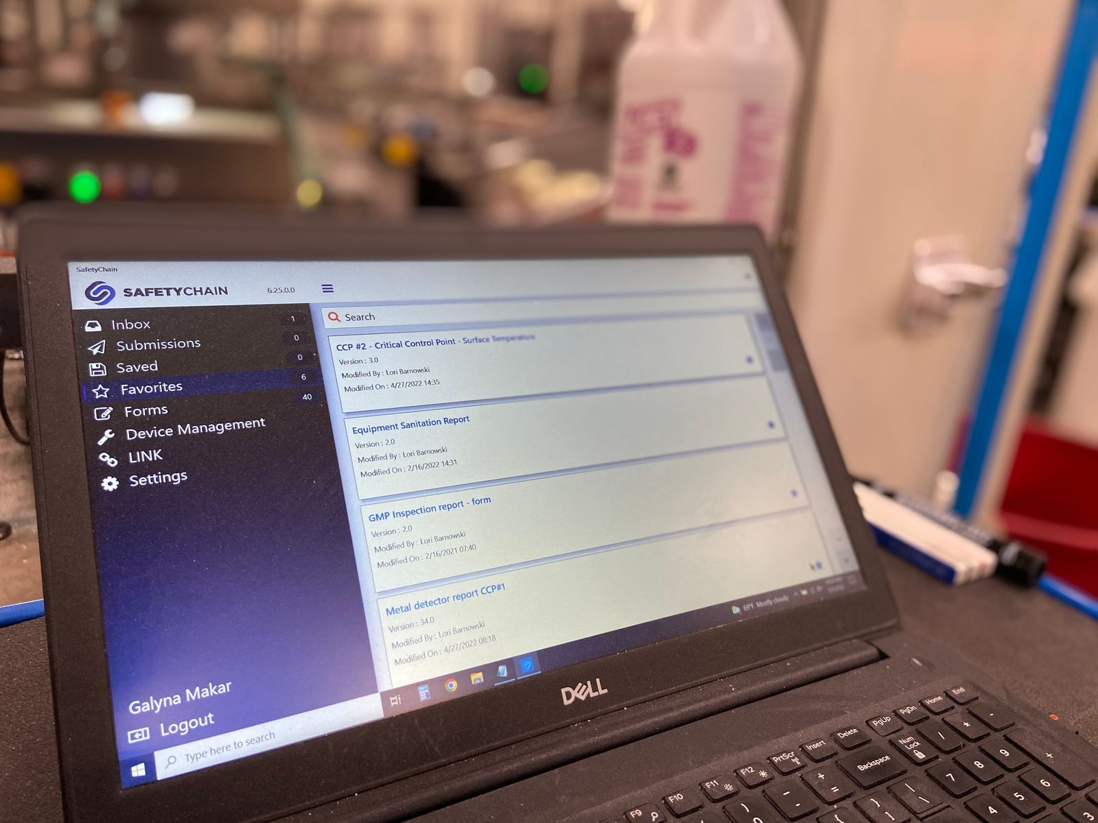 SafetyChain app on a Dell laptop