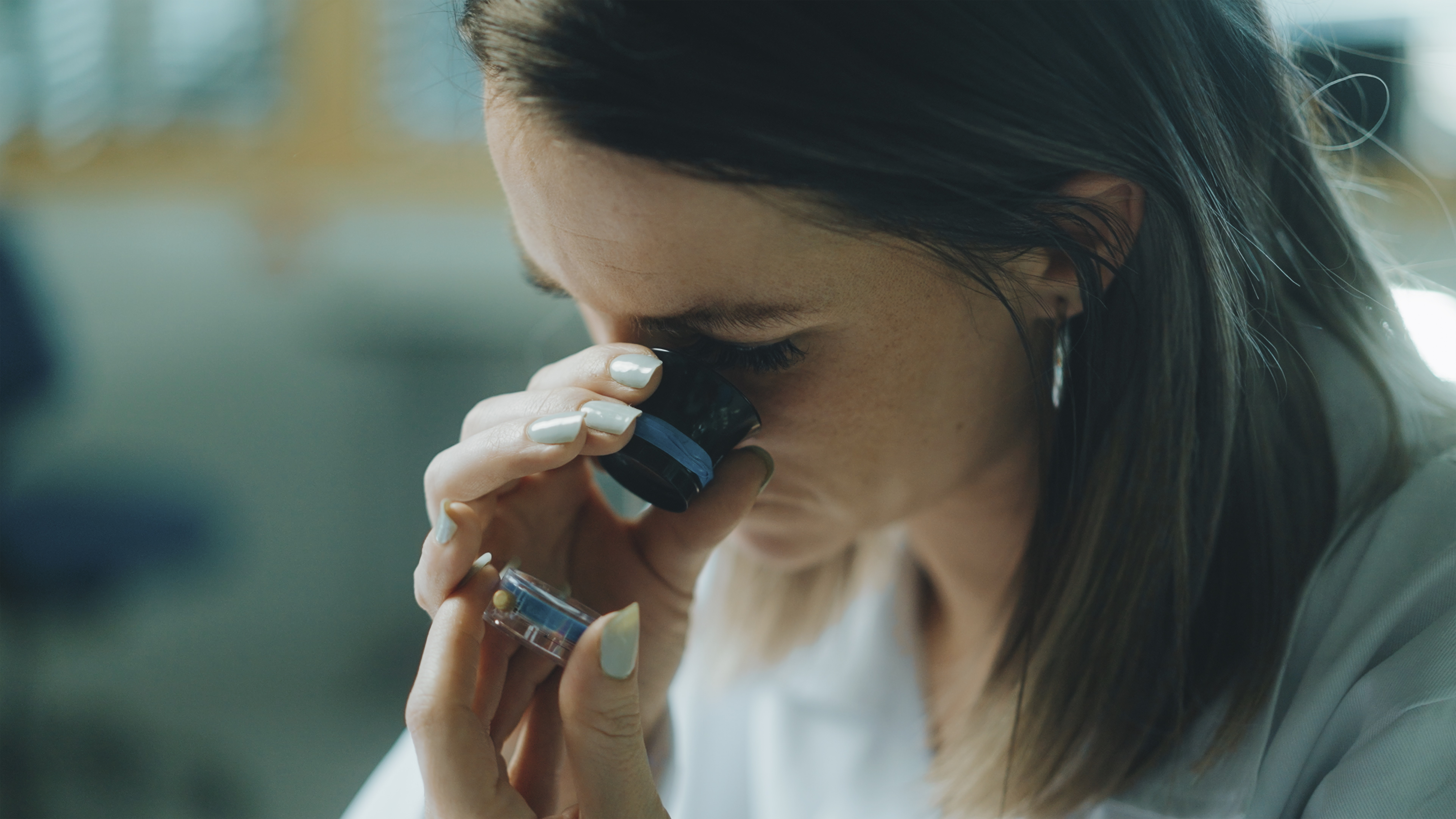 Etape de la certification, Contrôle visuel du numéro de gravage