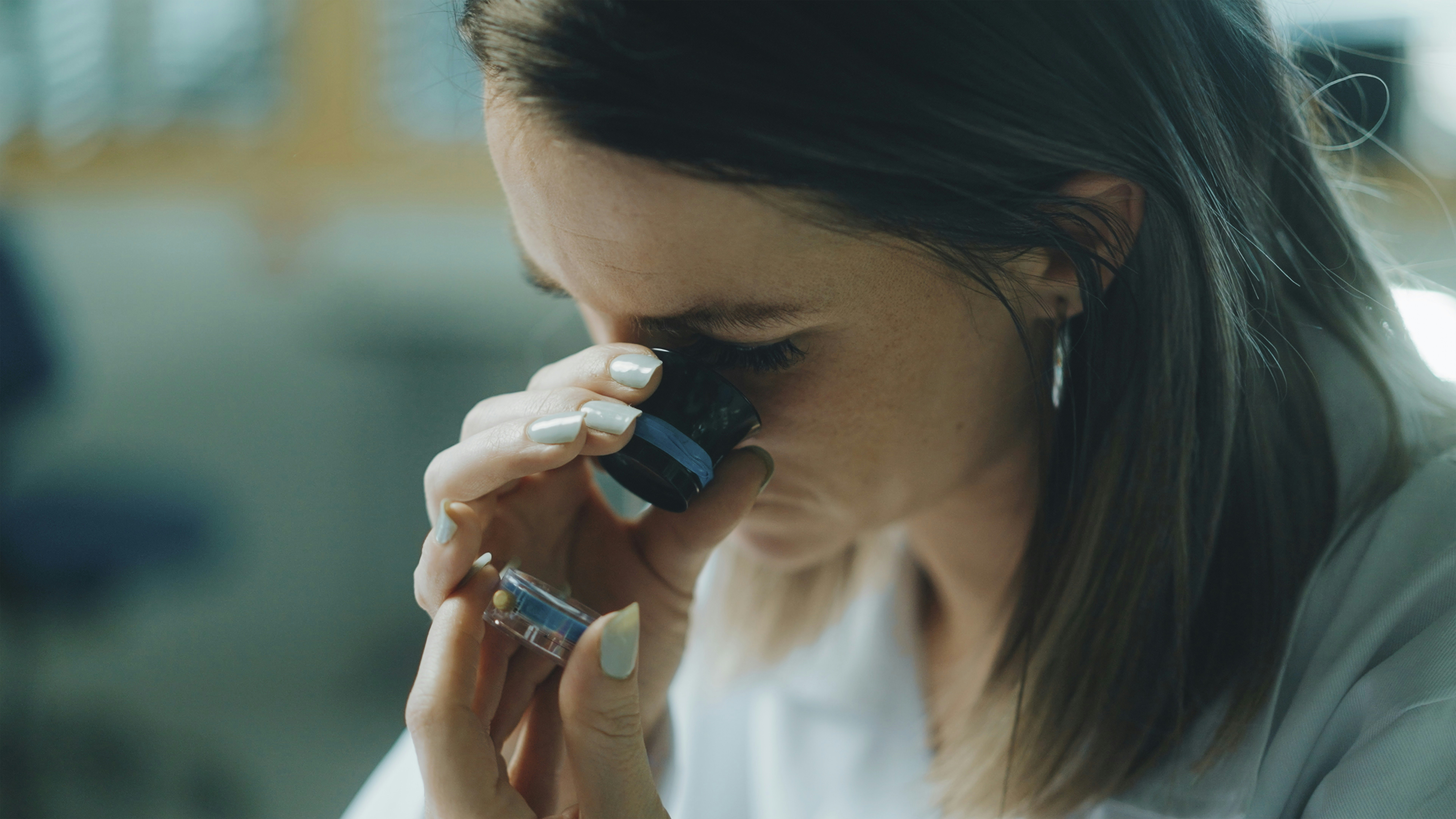 Etape de la certification, Contrôle visuel du numéro de gravage