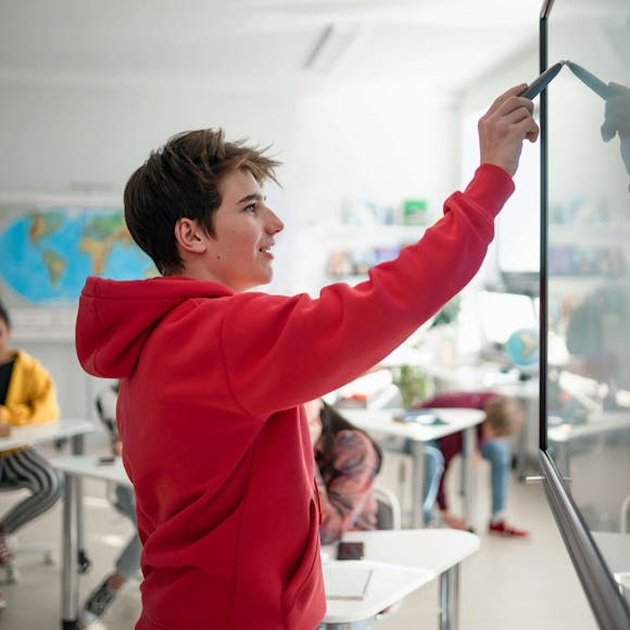 Zgodnje najstništvo