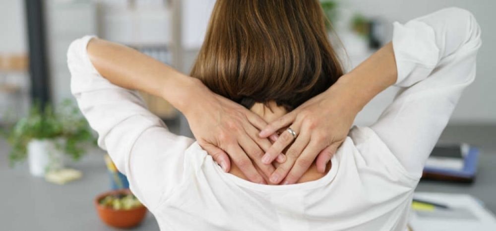 I benefici del raffrescamento evaporativo contro i rischi dell'aria condizionata