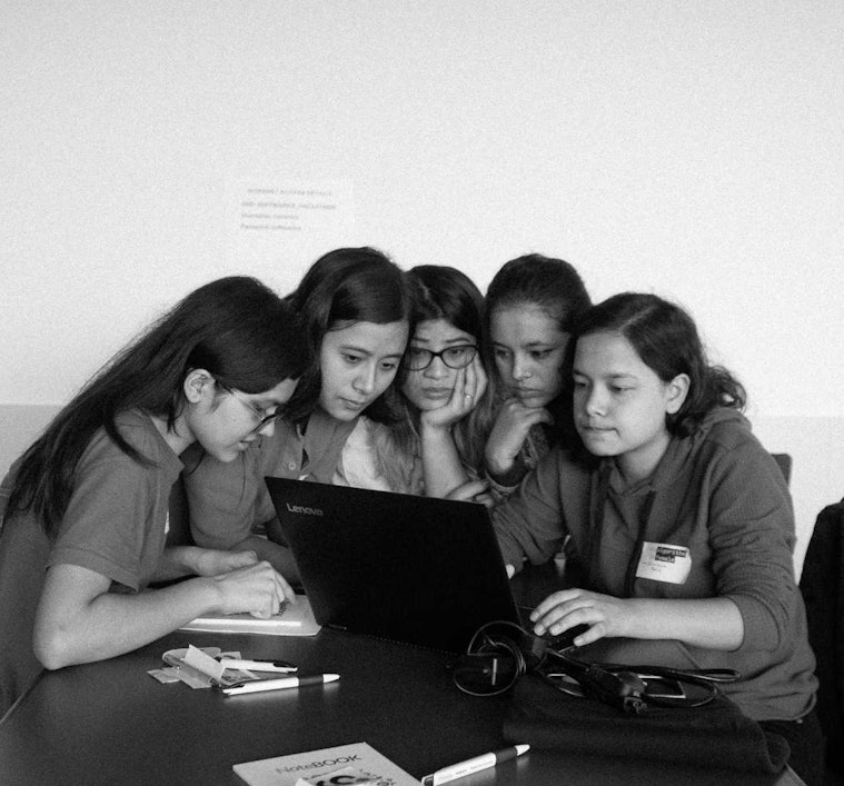 Ironhack female algorithm