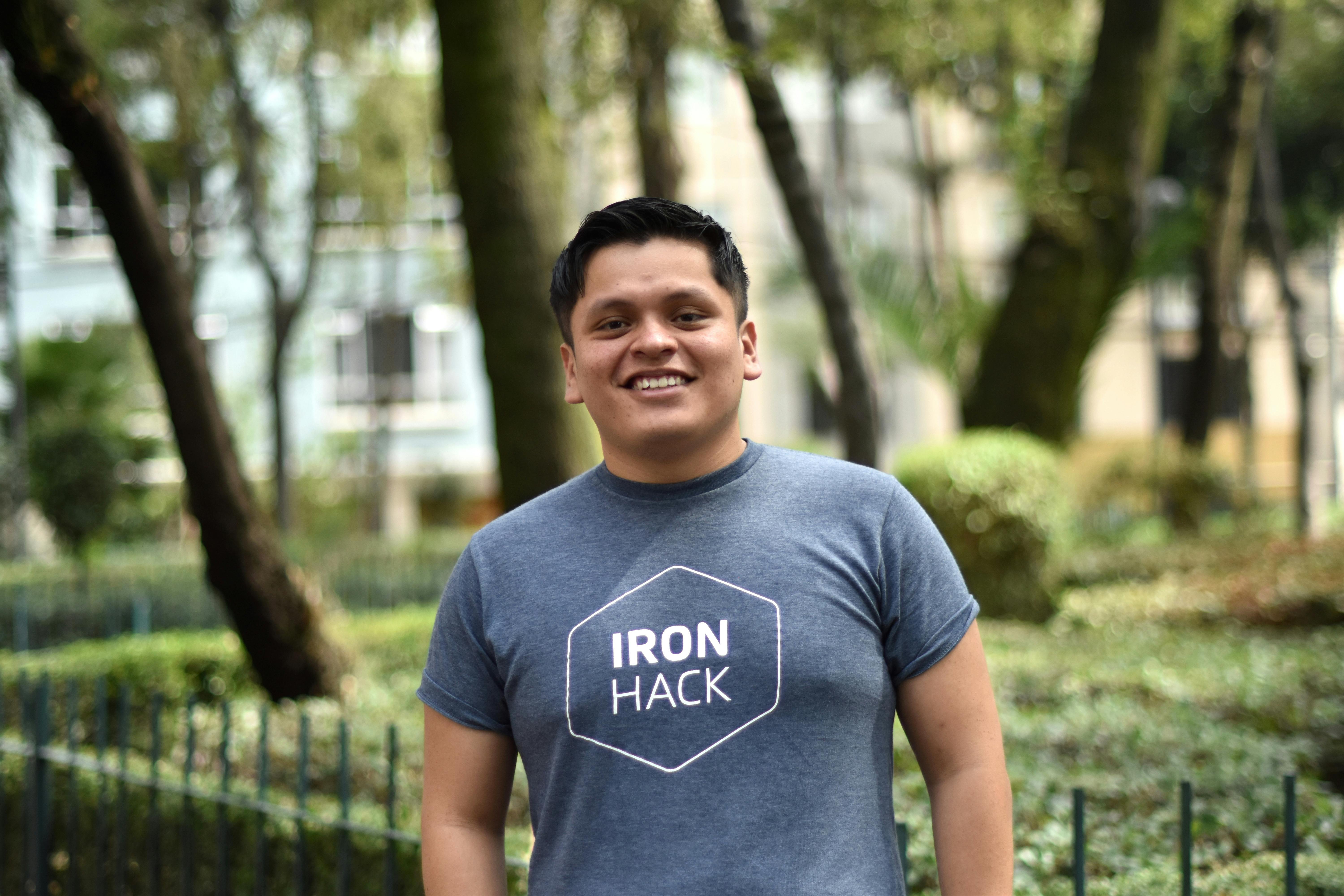 Ironhack UX/UI design instructor Emmanuel Aceves