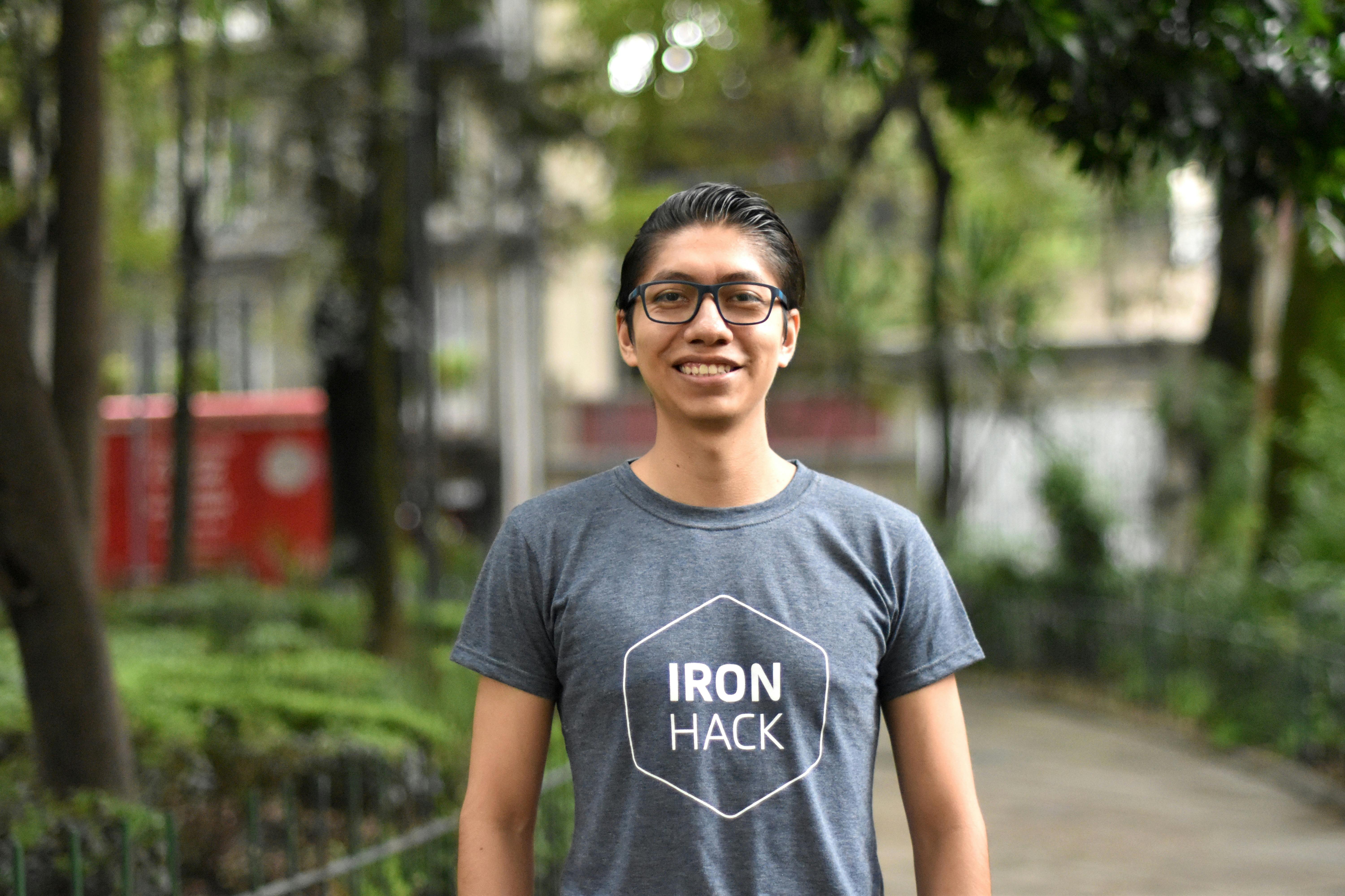 Ironhack Data analytics instructor Luis Ponce