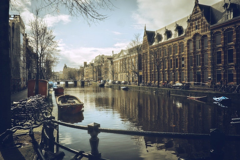 image of amsterdam canal