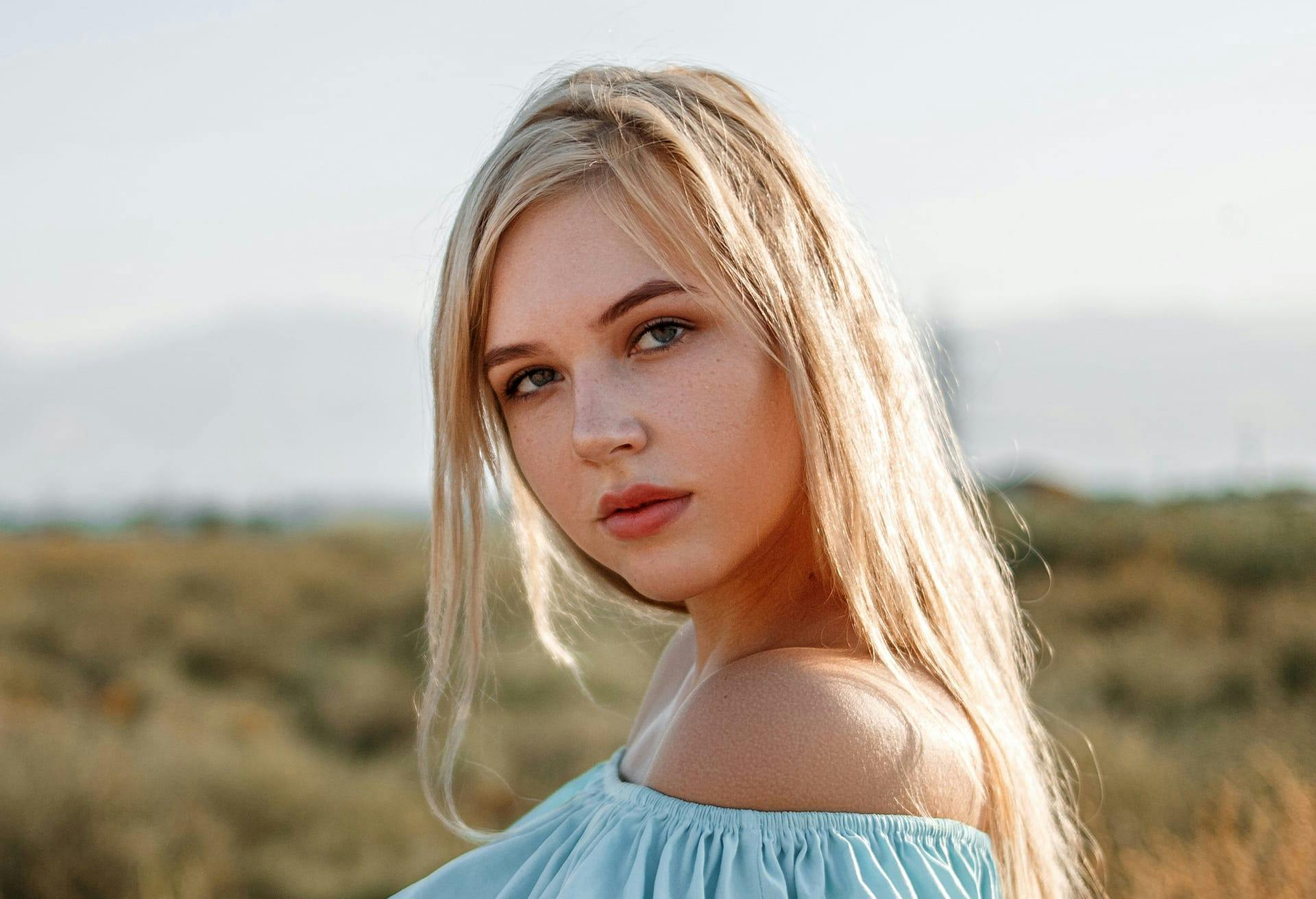 woman looking forward