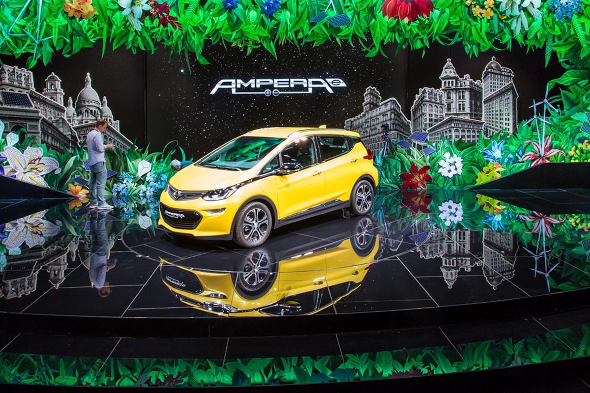 Opel, Internationaler Autosalon Paris