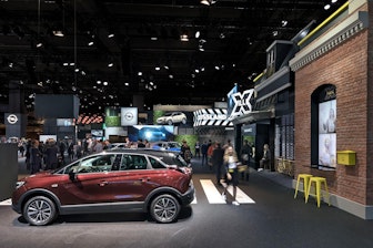 Foto: Muy en línea con la naturaleza, AMBROSIUS llevó a cabo el stand verde para la exposición de 4000 metros cuadrados