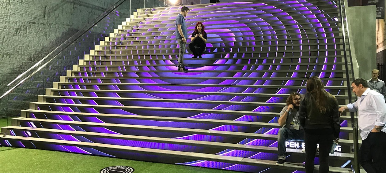 Bild: NÜSSLI konstruierte und errichtete sämtliche Komponenten der Bayer Leaps Staircase und des Auditoriums. Bild: NÜSSLI konstruierte und errichtete sämtliche Komponenten der Bayer Leaps Staircase und des Auditoriums.