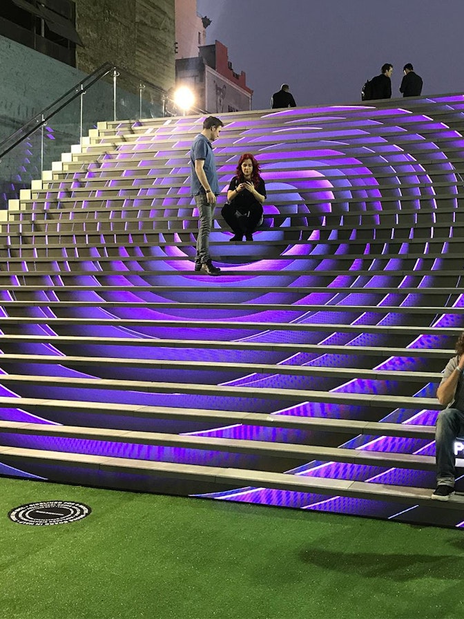 Bild: NÜSSLI konstruierte und errichtete sämtliche Komponenten der Bayer Leaps Staircase und des Auditoriums. Bild: NÜSSLI konstruierte und errichtete sämtliche Komponenten der Bayer Leaps Staircase und des Auditoriums.