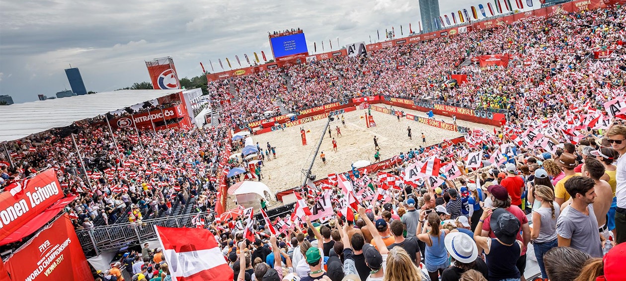 Image: The beach volleyball arena that NUSSLI built for the World Championship in Vienna accommodated 10,000 spectator seats, of which 2,000 were roofed VIP seats. Image: The beach volleyball arena that NUSSLI built for the World Championship in Vienna accommodated 10,000 spectator s
