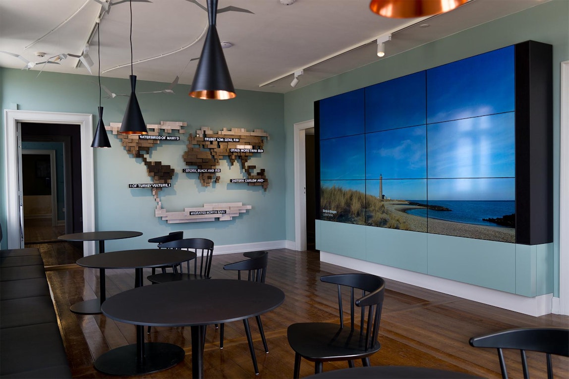 Image: NUSSLI realized the interior fitting of the exhibition over an area of 120 square meters according to a design co