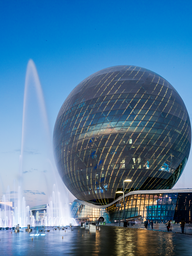 Themenpavillon Sphere "Museum of Future Energy"