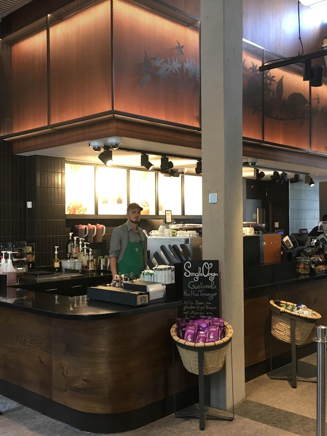 Conversion Starbucks Coffee, Zurich