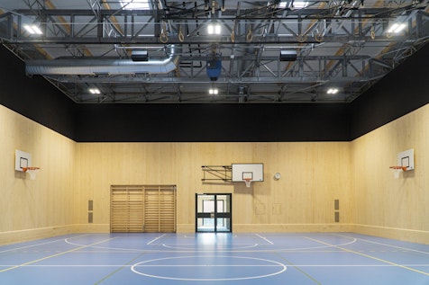 Einfach- bis Mehrfach-Hallen für Sport und Veranstaltungen, als Interims- oder permanente Lösung