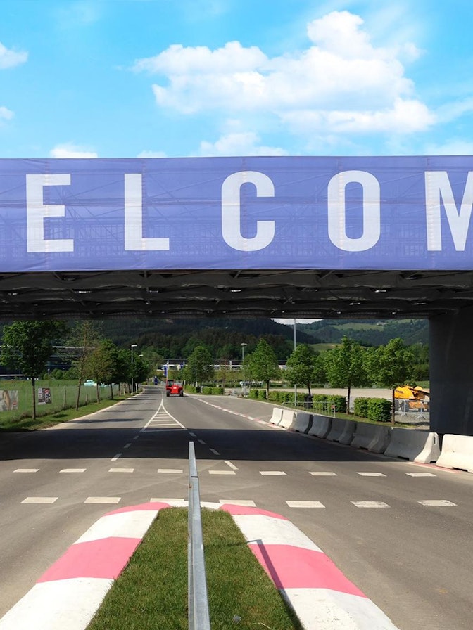 Image: For the Formula 1 Austrian Grand Prix in Spielberg, NUSSLI realized several grandstands, bridges, and an archway. Image: For the Formula 1 Austrian Grand Prix in Spielberg, NUSSLI realized several grandstands, bridges, and an archway.