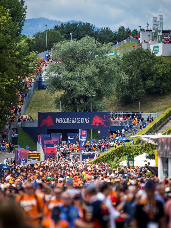 Image: For the Formula 1 Austrian Grand Prix in Spielberg, NUSSLI realized several grandstands, bridges, and an archway. Image: For the Formula 1 Austrian Grand Prix in Spielberg, NUSSLI realized several grandstands, bridges, and an archway.