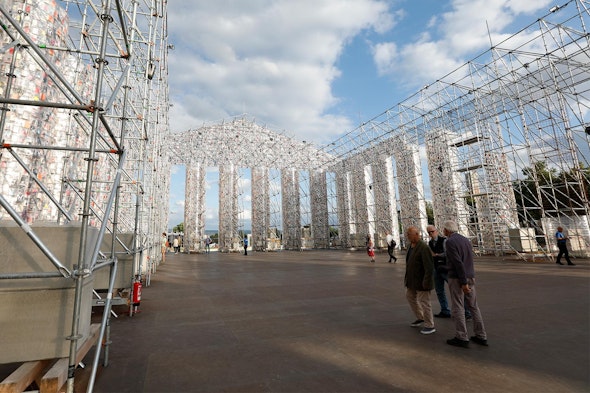 Picture: NUSSLI built a gigantic scaffolding framework to serve as the basic structure for "The Parthenon of Books".