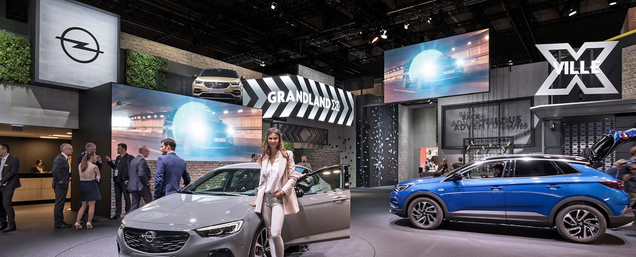 Pictures: Opel is presenting its first hybrid vehicle in a natural setting with a green double-deck exhibition stand on an area of around 4,000 square meters. Pictures: Opel is presenting its first hybrid vehicle in a natural setting with a green double-deck exhibition stand on