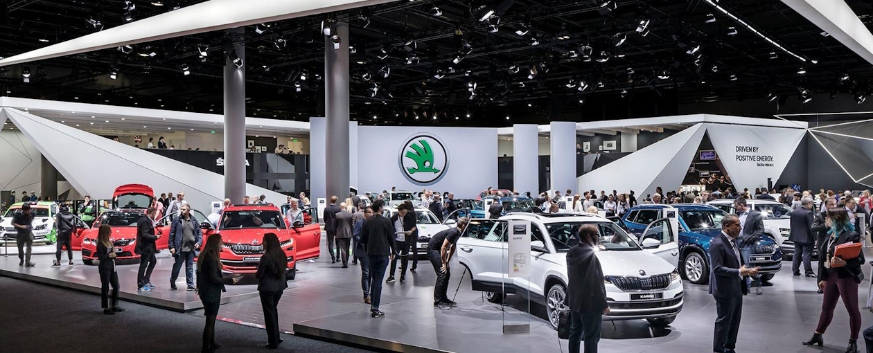 Bild: Zum Wiederholten Mal realisiert das NÜSSLI Team aus Tschechien den hochwertigen Messestand von Škoda. Bild: Zum Wiederholten Mal realisiert das NÜSSLI Team aus Tschechien den hochwertigen Messestand von Škoda.