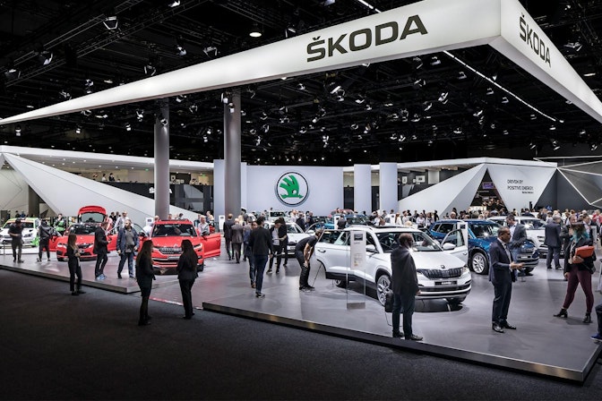 Bild: Zum Wiederholten Mal realisiert das NÜSSLI Team aus Tschechien den hochwertigen Messestand von Škoda.