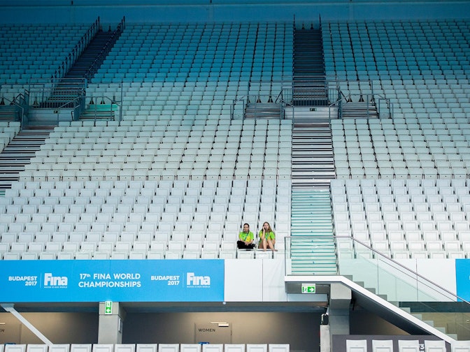 Bild: Für die 17. FINA Schwimm- WM in Budapest erweitert NÜSSLI die Danube Arena mit zusätzlichen 9000 Zuschauerplätzen. Bild: Für die 17. FINA Schwimm- WM in Budapest erweitert NÜSSLI die Danube Arena mit zusätzlichen 9000 Zuschauerplätzen.
