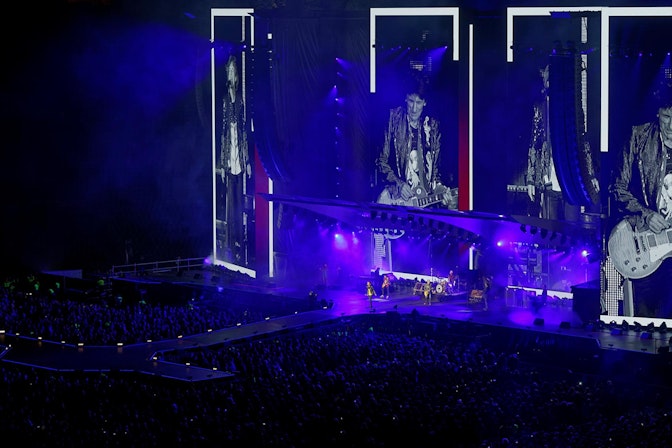 Picture: A total of 8,400 Stones fans celebrated on the grandstands constructed by NUSSLI in collaboration with EPS GmbH