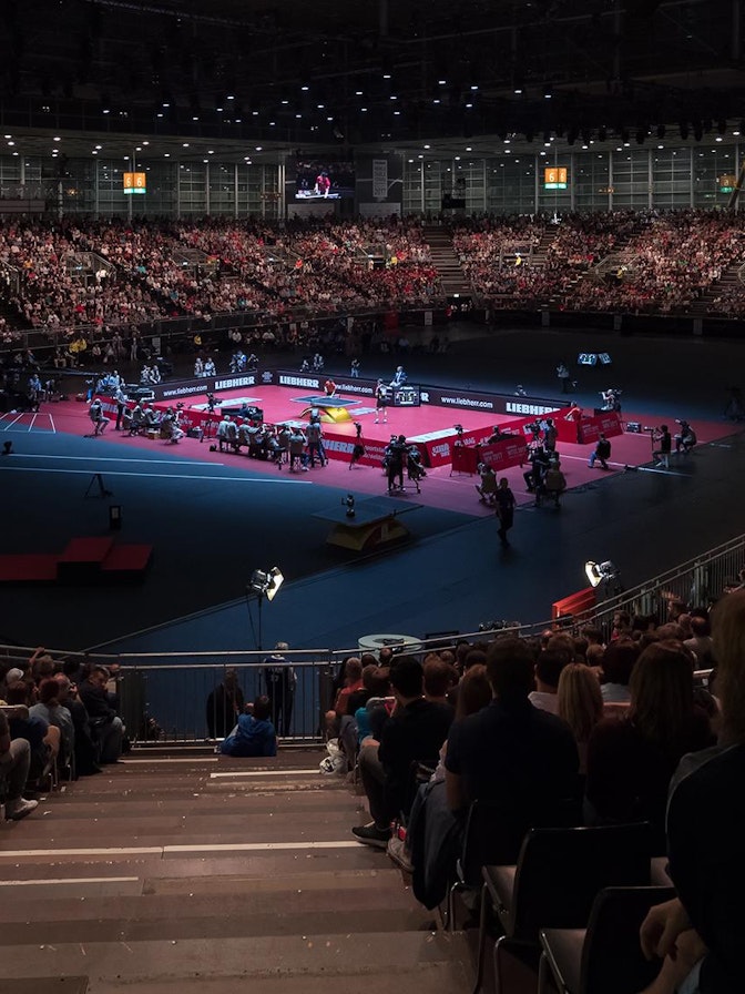 Picture: A total of 8,000 feverish fans created an electrifying mood on the NUSSLI premium grandstands in the Center Court. Picture: A total of 8,000 feverish fans created an electrifying mood on the NUSSLI premium grandstands in the Center Cou