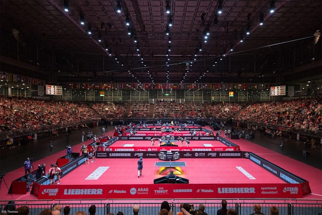 Imagen: Un total de 8000 seguidores se reunieron en el Center Court, el ambiente fue fabuloso.