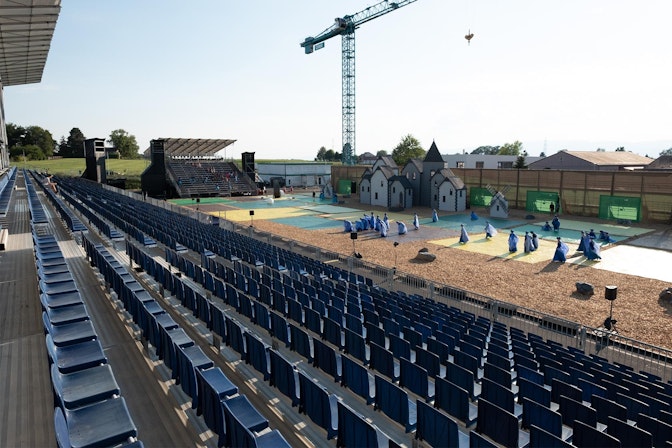 On August 15, the grandstand was full with spectators.