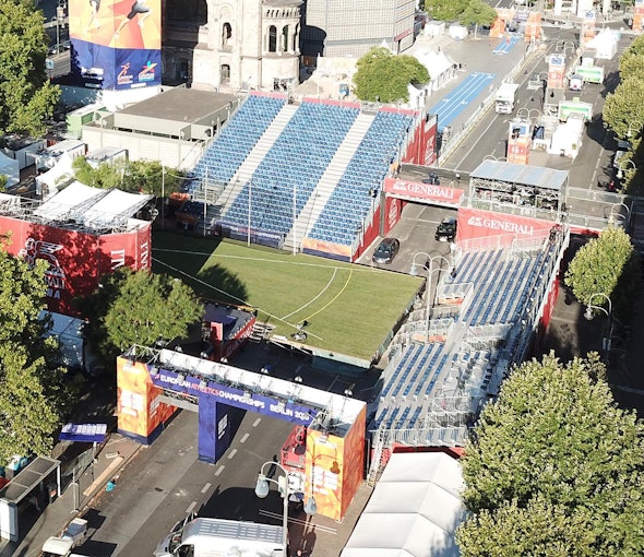 As a turnkey solutions provider, NUSSLI supplied all the structures for the European Mile from a single source. As a turnkey solutions provider, NUSSLI supplied all the structures for the European Mile from a single source.