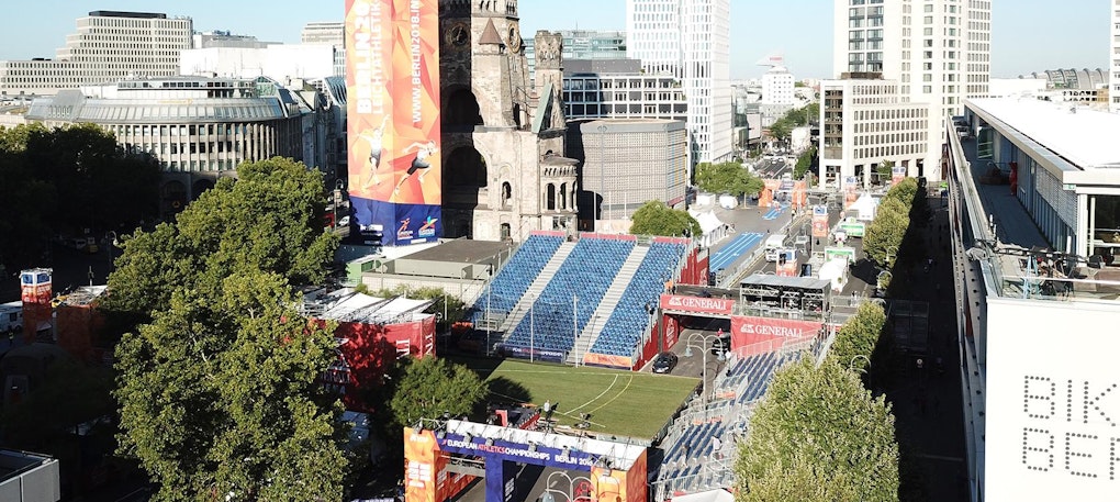 NUSSLI built the grandstands, stage, multiple staircases, platforms, entrance portals, and bridges. NUSSLI built the grandstands, stage, multiple staircases, platforms, entrance portals, and bridges.