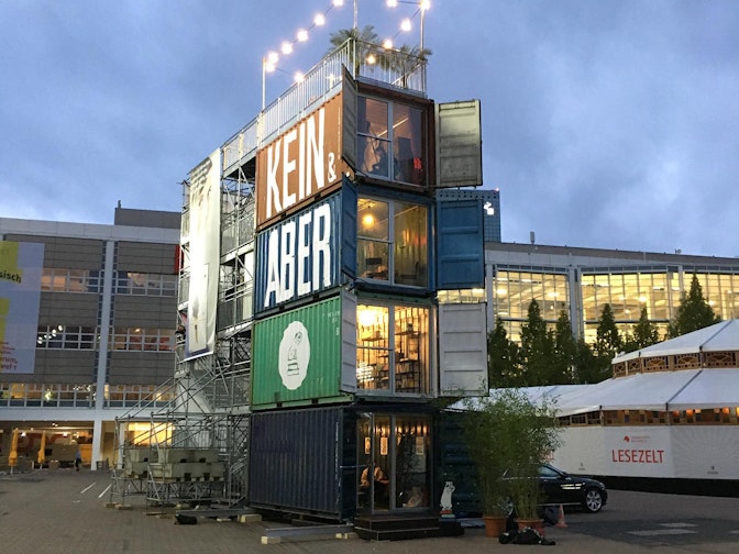 Stand de feria para Kein & Aber
