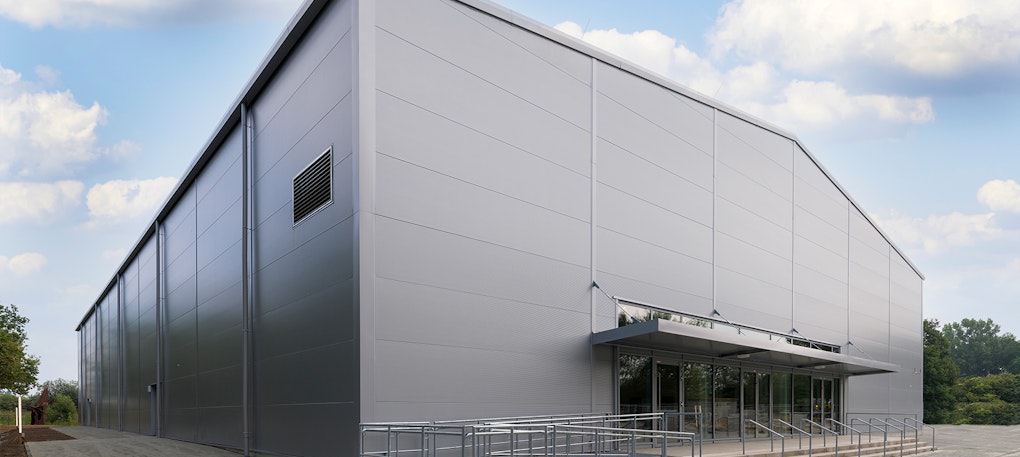 Focus on accessibility: The entire hall is accessible for people with disabilities.