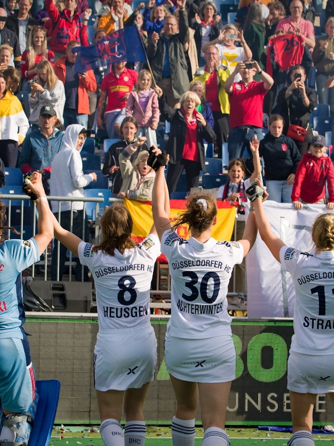 Campeonatos de hockey sobre Campeonatos de hockey sobre