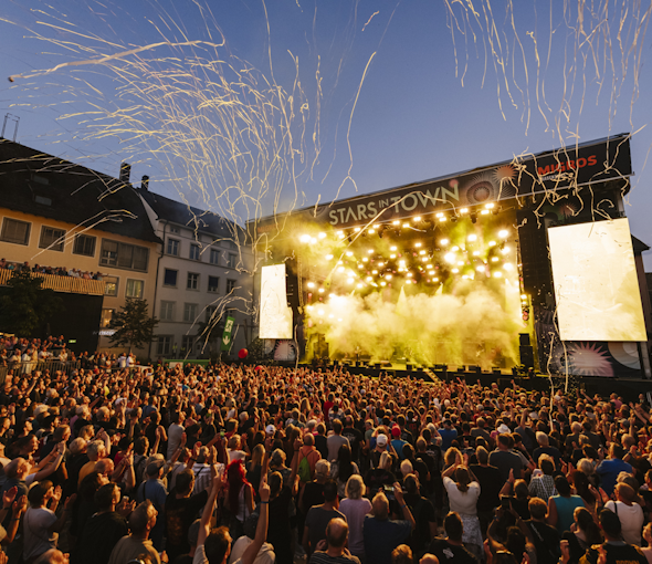 Festivalbühnen Bühnenbau für Open-Air-Veranstaltungen