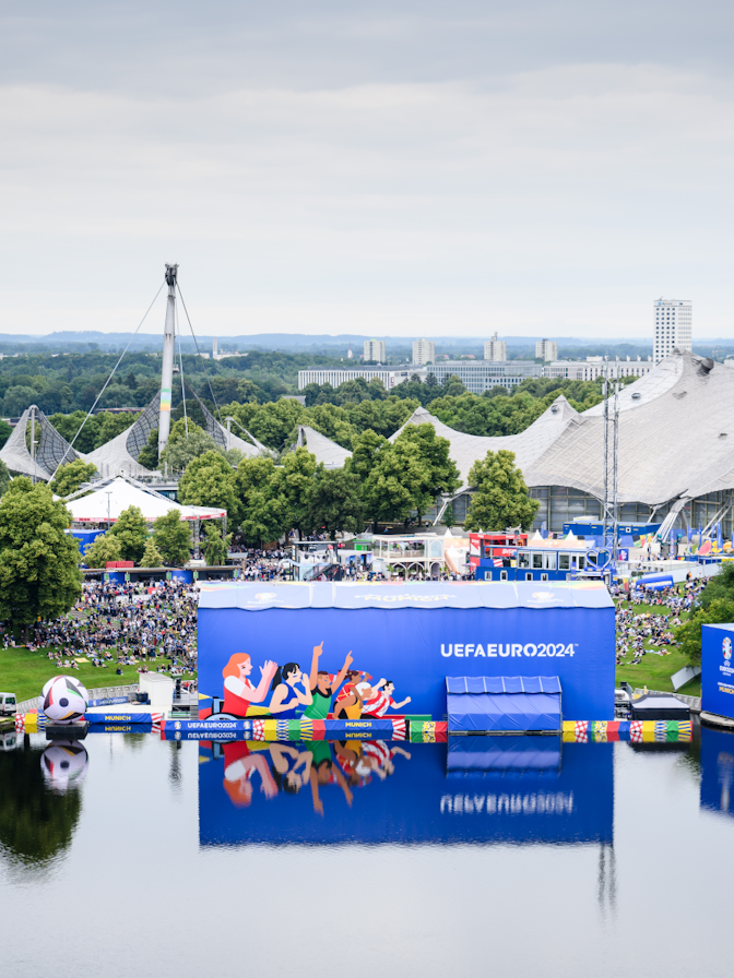 Public-Viewing-Bühnen Bühnenstrukturen für Freiluft-Übertragungen